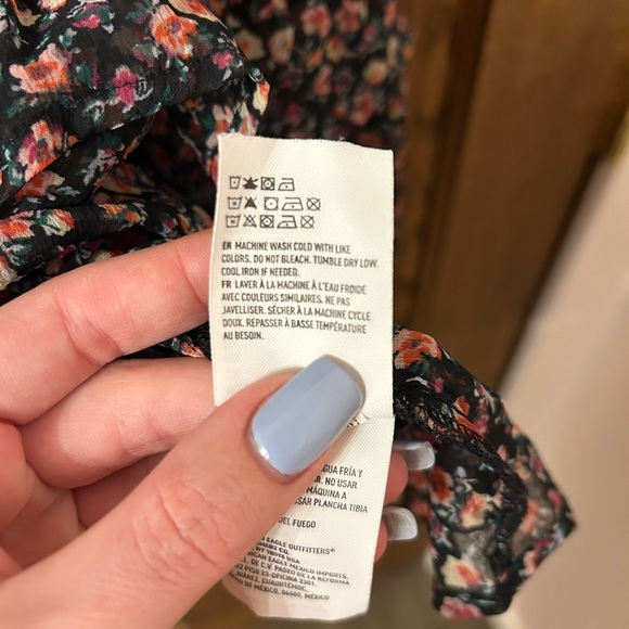 American Eagle Outfitters Floral Multicolor Sheer Tank Top Medium - Picture 9 of 9